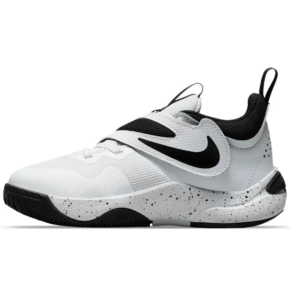 NWT Nike Team Hustle D 11 (PS) Pre School DV8994-100 (White/Black), Size 3 KIDS